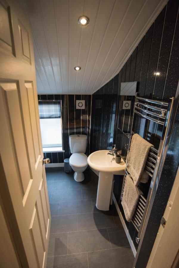 Madoc Brook Cottage Conwy Esterno foto